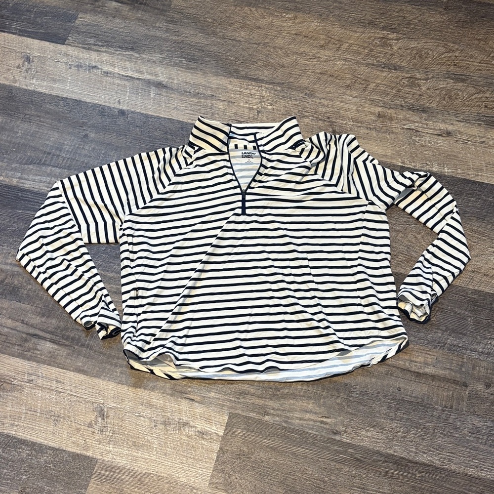 Striped Black and White Pullovver swim shirt